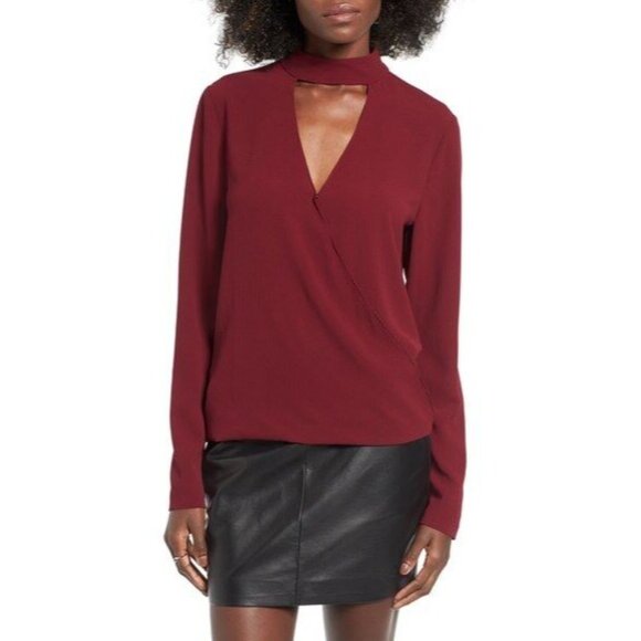 WAYF Top Black Long Sleeve Keyhole Choker V Neck Wrap Front Blouse - Picture 2 of 11